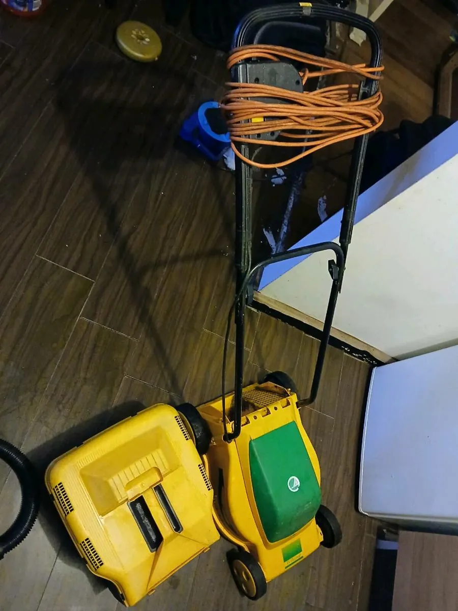 Lawnmower - Image 3
