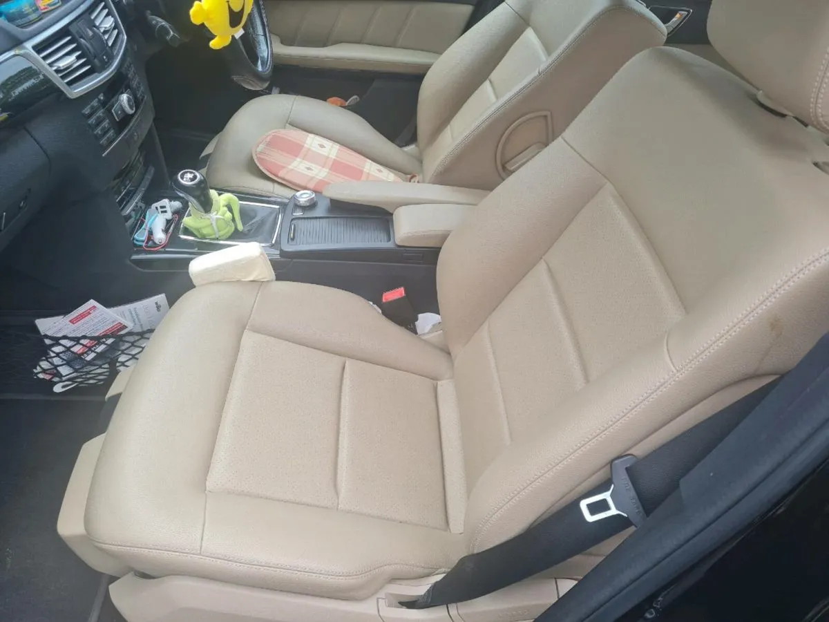 Mercedes E200 - Image 2