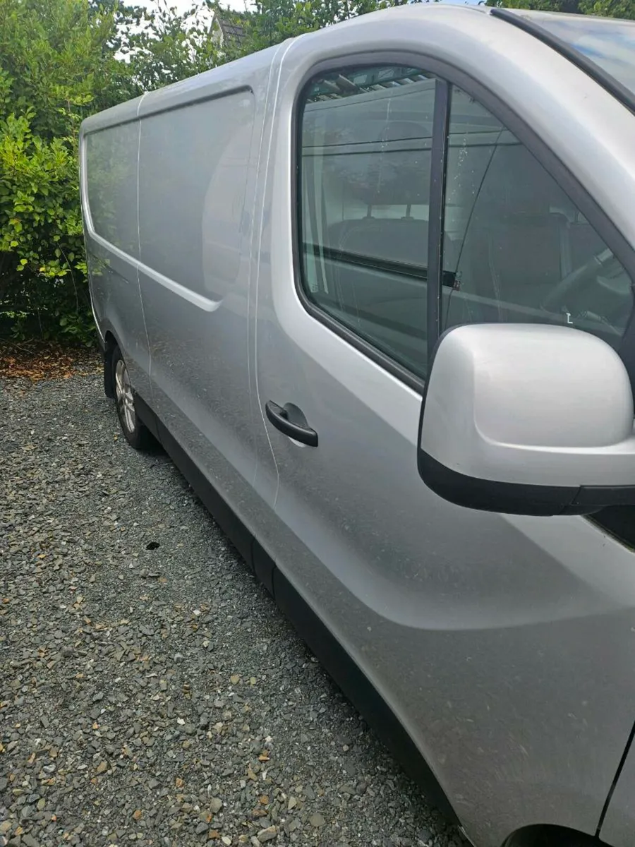 Renault traffic sports - Image 2