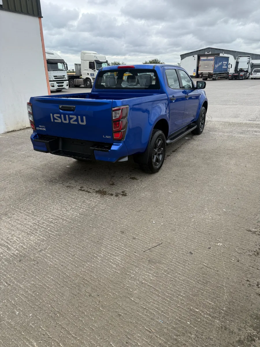 ISUZU DMAX 2025 - Image 2