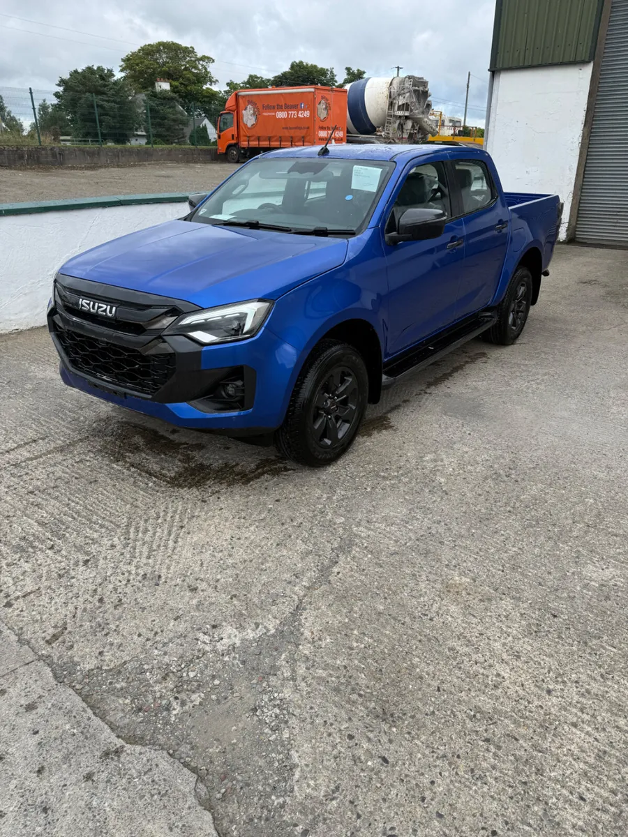 ISUZU DMAX 2025 - Image 3