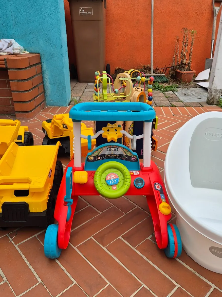 Toddler Toys and Bath - Image 2
