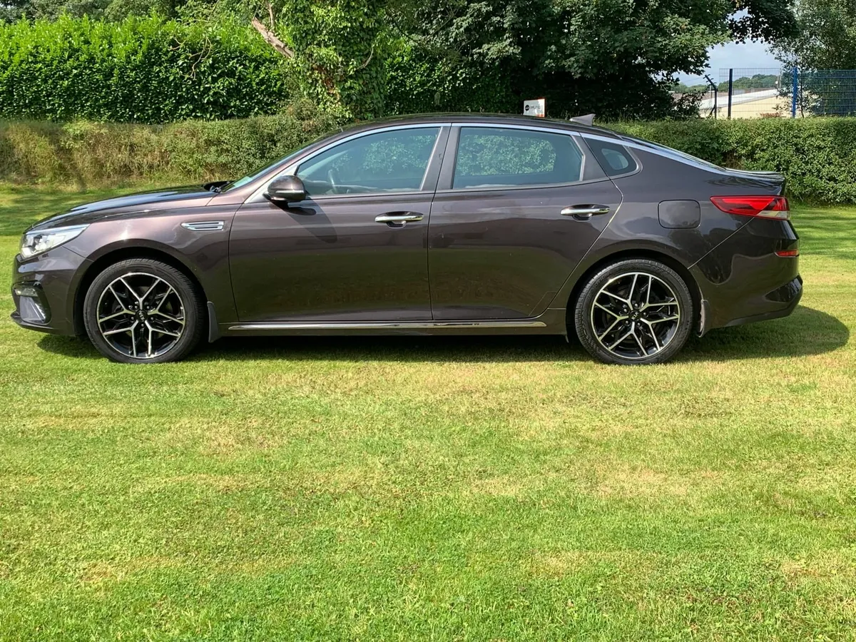 Kia Optima 2020 - Image 2