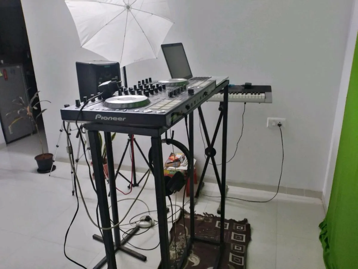 DJ mixer pioneer ddj sx 2 - Image 2