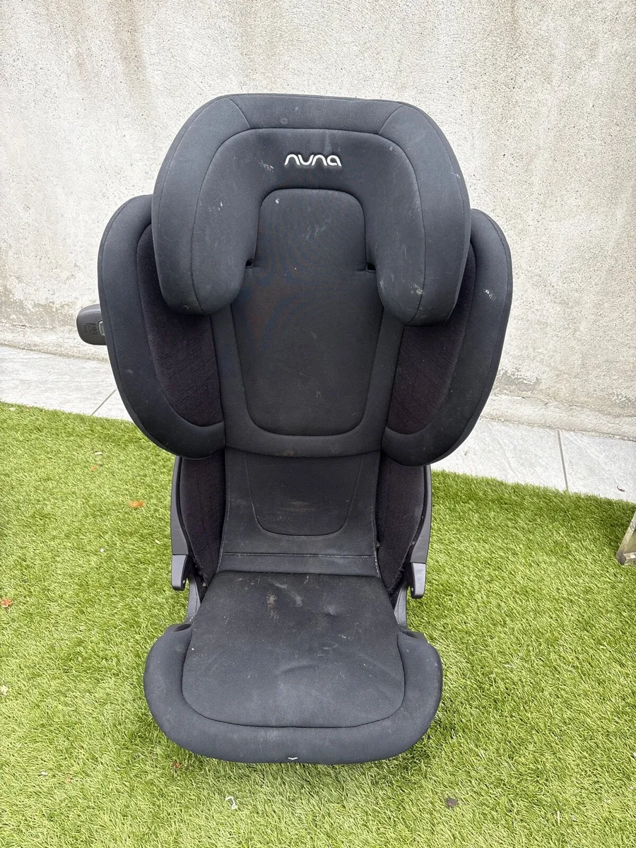 Car seat - Image 1