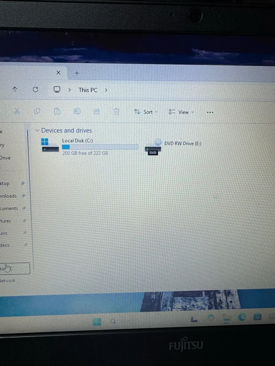 4 x Fujitsu i5 pro 8gb 256ssd win 11 - Image 3