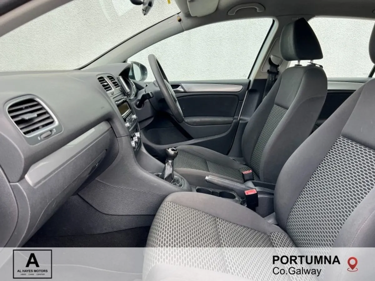 Volkswagen Golf Trendline 1.6 TDI 90bhp - Image 4
