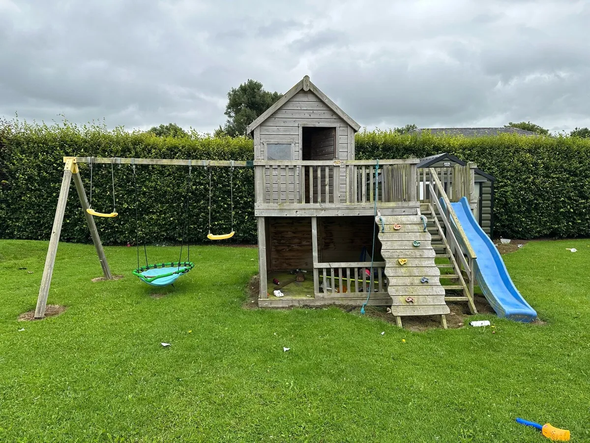 Playhouse - Image 1