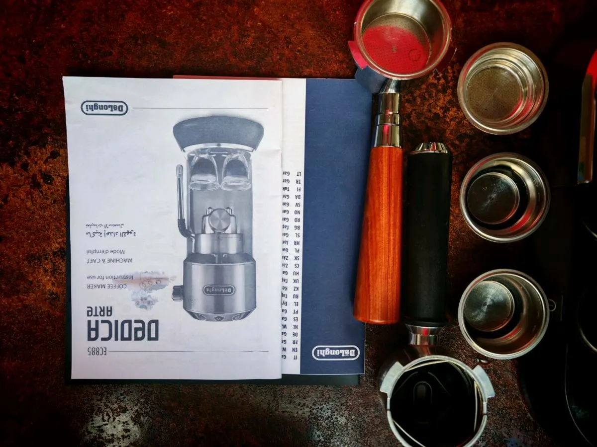 Delonghi Dedica Arte EC885 Espresso machine - Image 2