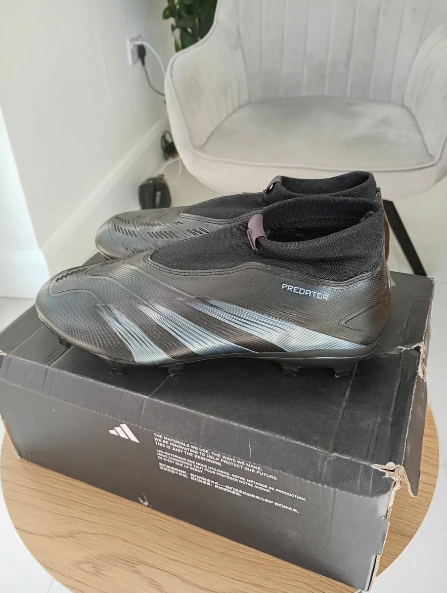 Football boots, Brand new Adidas predators size 6 - Image 2