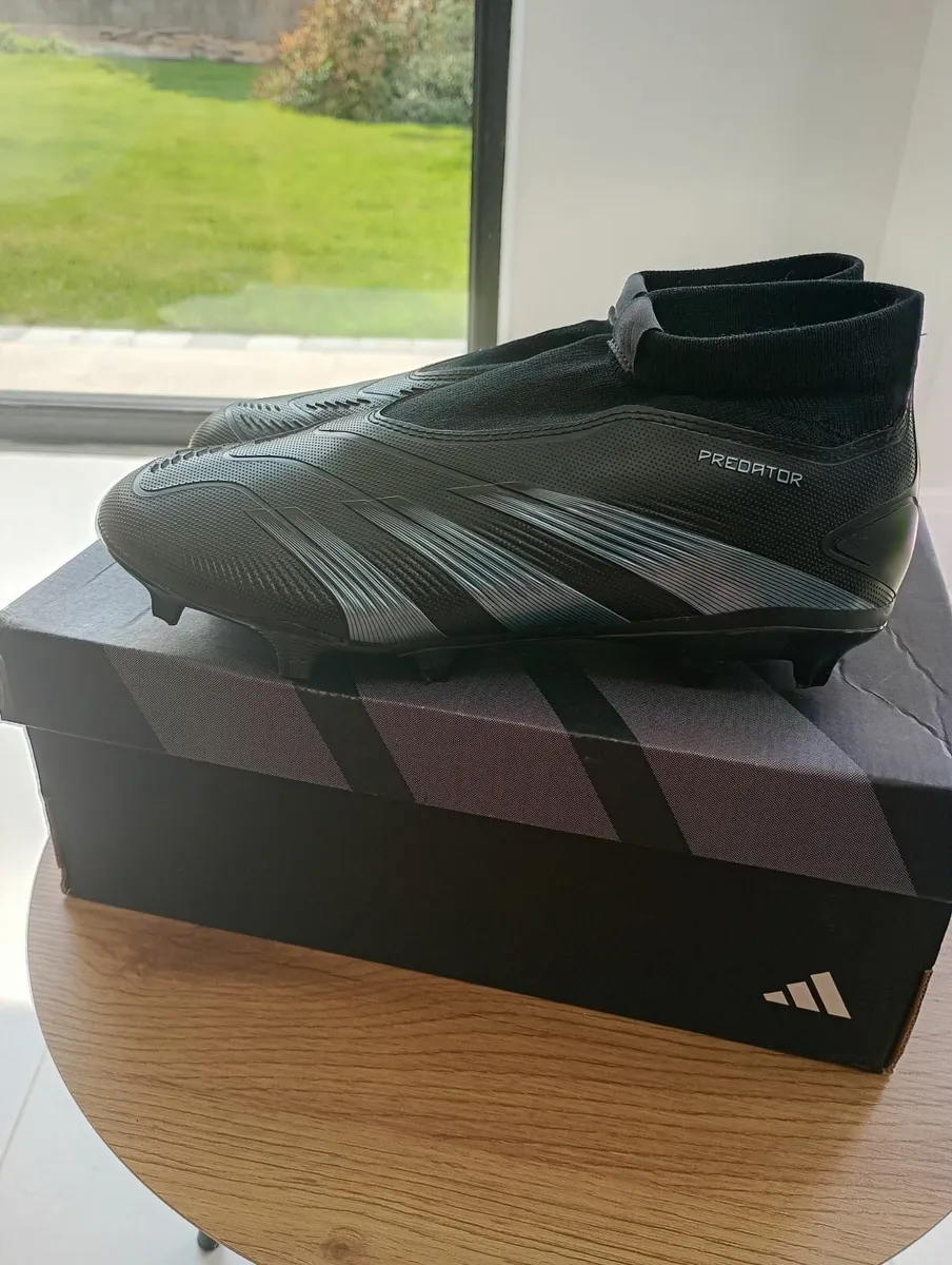 Football boots, Brand new Adidas predators size 6 - Image 4
