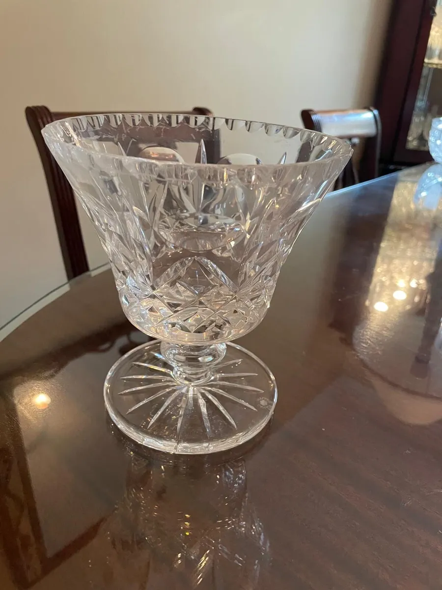 Vintage Cut Crystal Trifle Bowl on Pedestal – €35 - Image 1