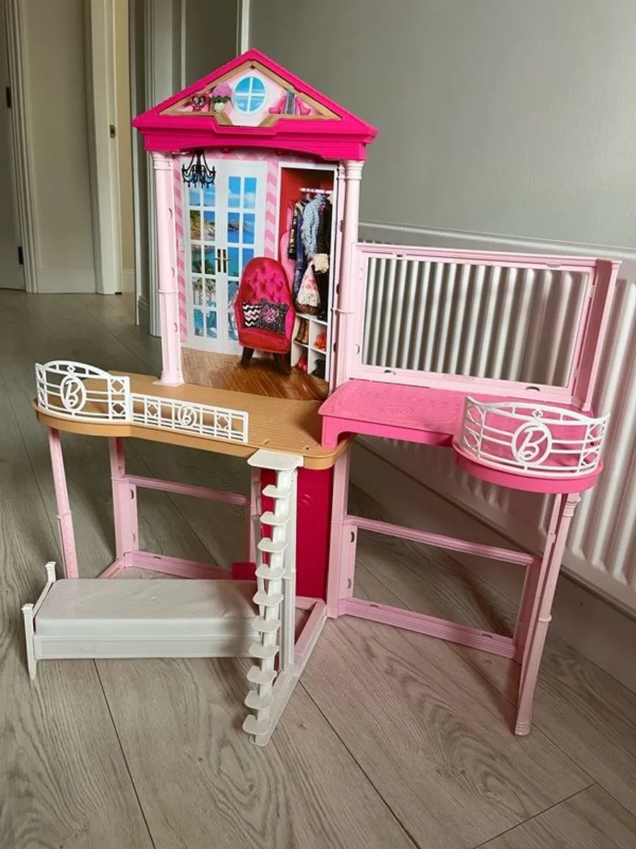 Barbie furniture and doll collection - Image 2