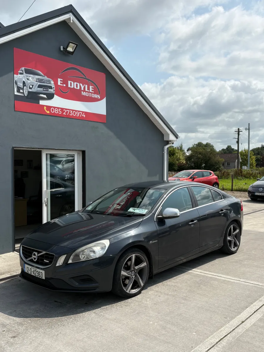 Volvo S60 2012 R Design - Image 2