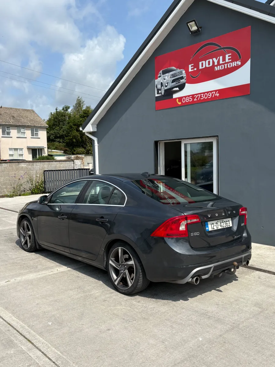 Volvo S60 2012 R Design - Image 3