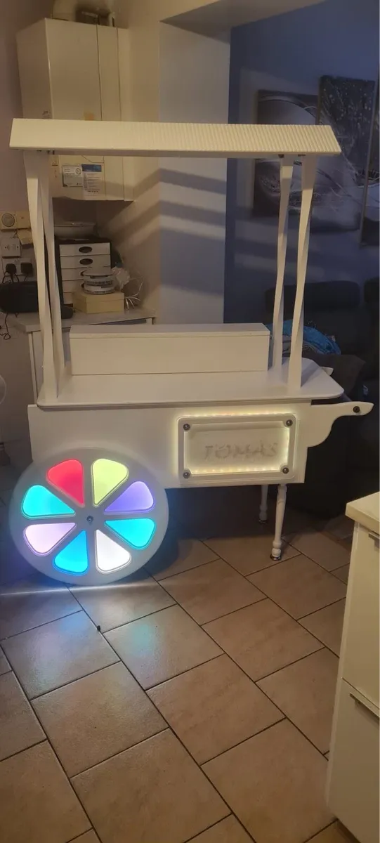 Candy Cart with LED lights - Image 1