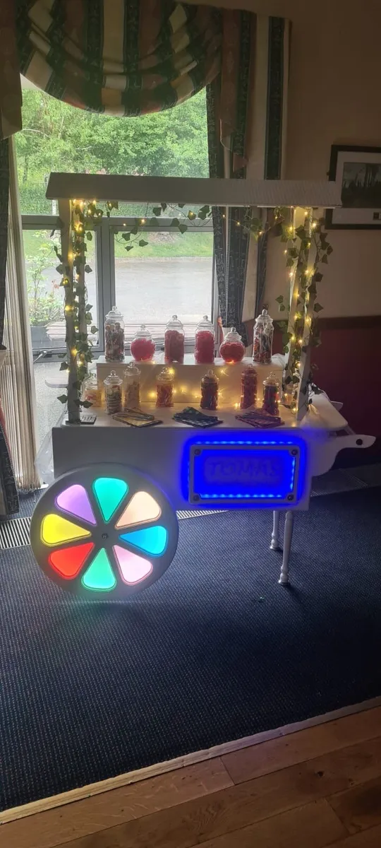 Candy Cart with LED lights - Image 2