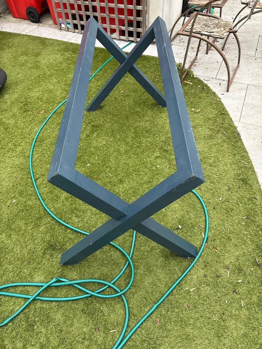 Base for table - Image 1