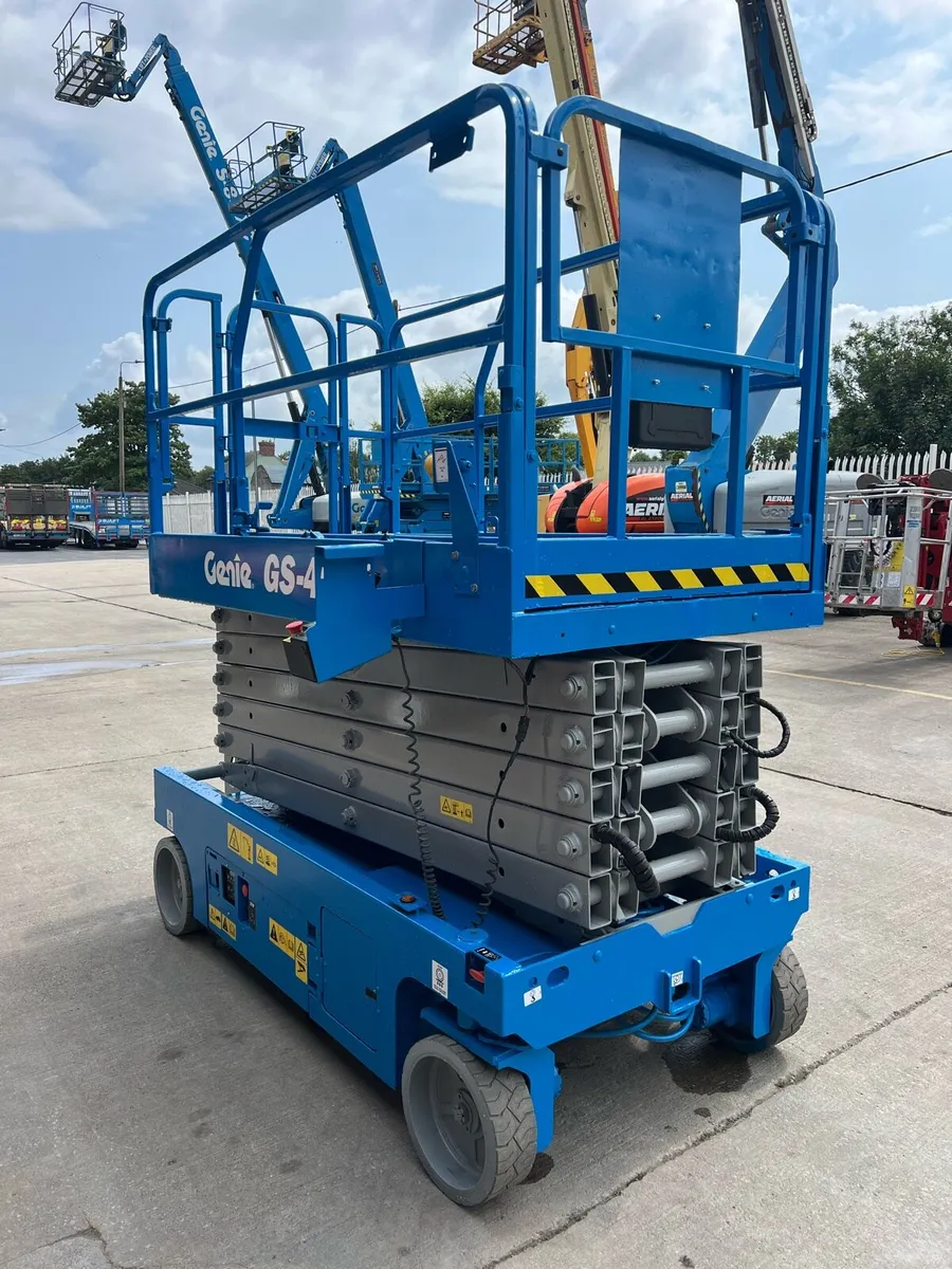 Genie GS-4047 Scissor Lift Fully Refurbished - Image 4