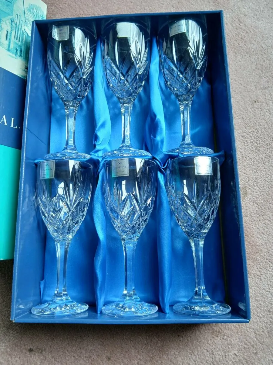 Duiske crystal glassware - Image 1