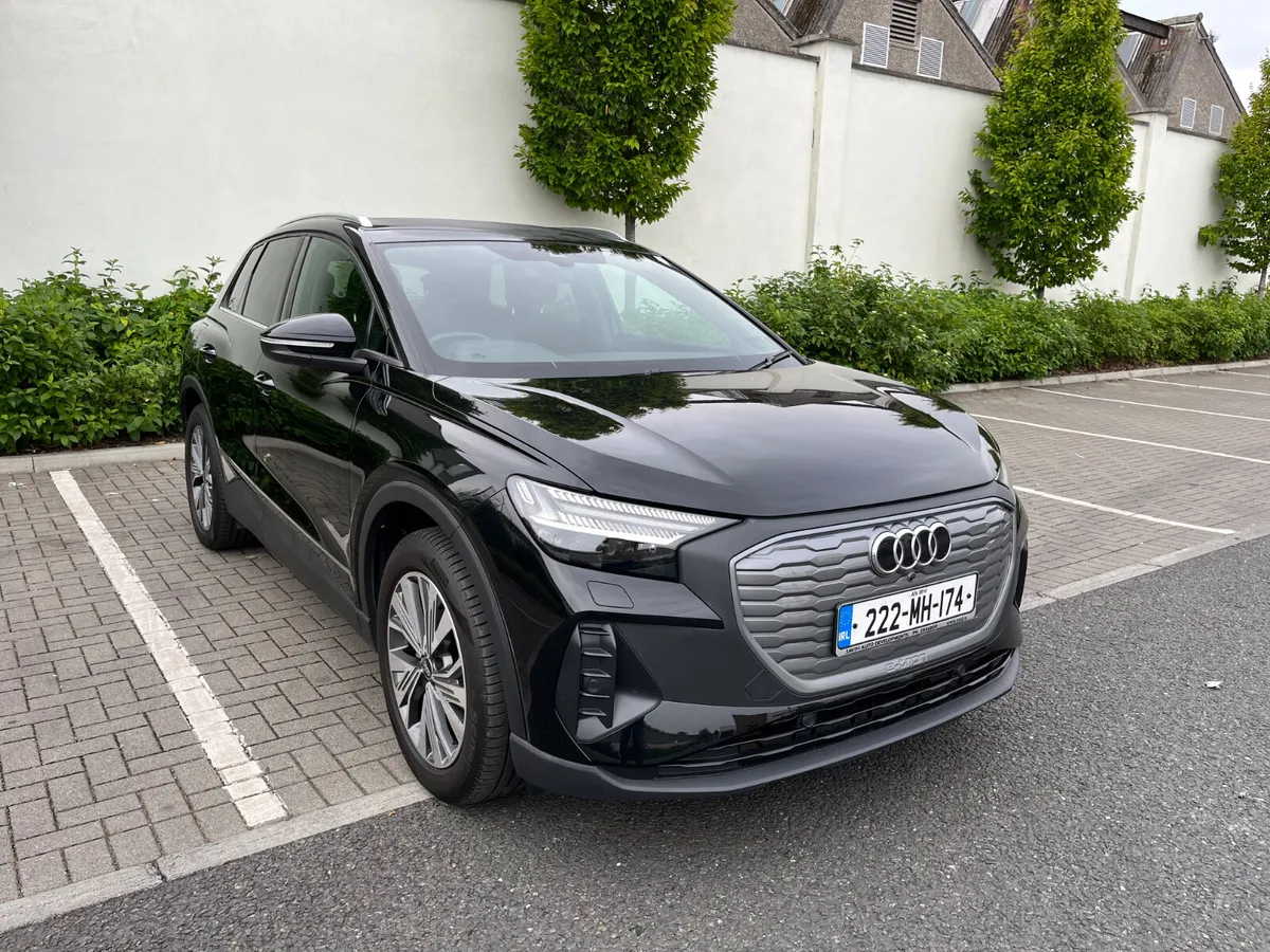 Audi Q4 e-tron 2022,SUPER CAR - Image 1