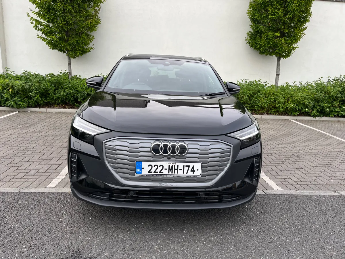 Audi Q4 e-tron 2022,SUPER CAR - Image 3