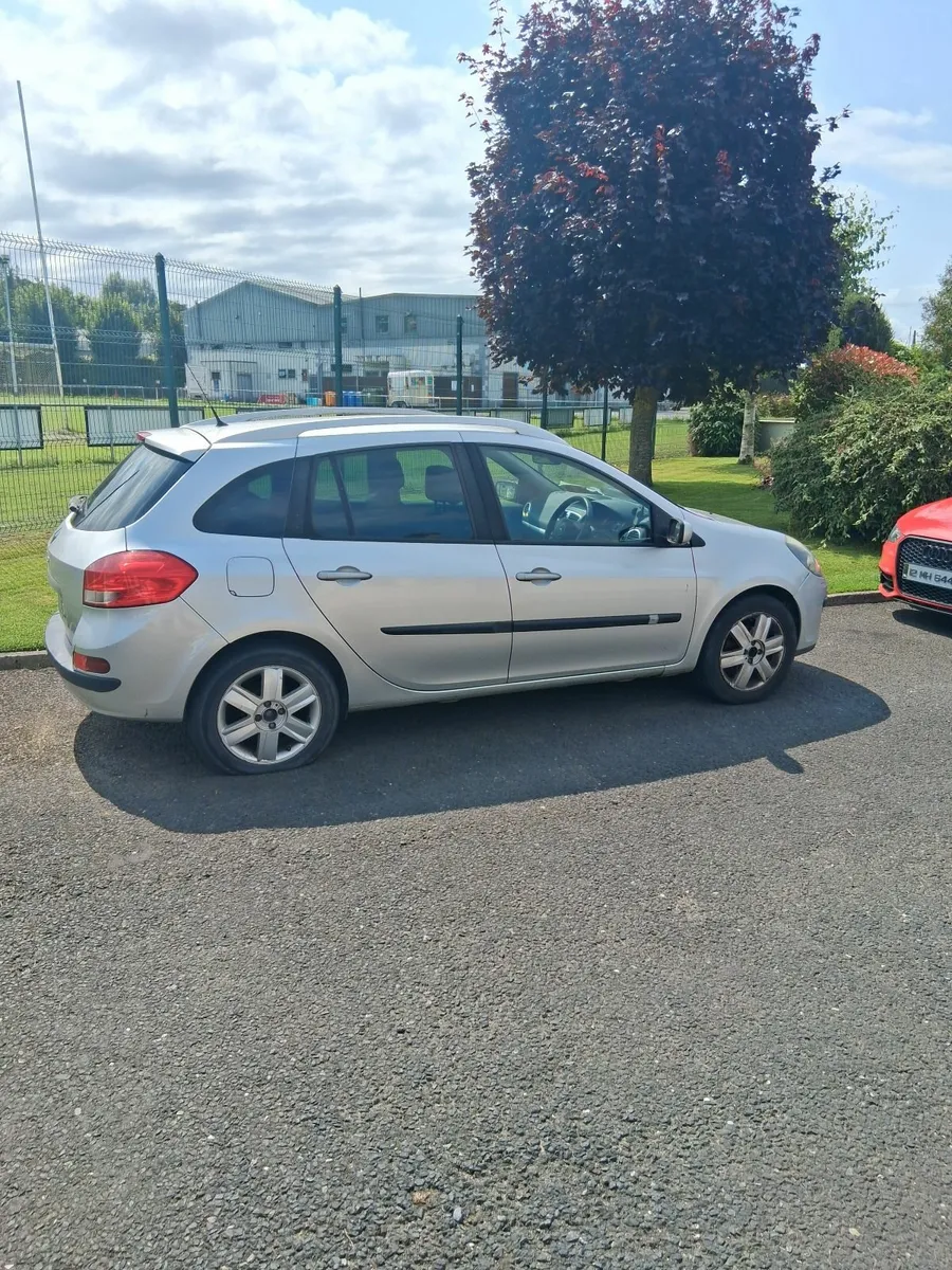 Renault Clio 2008 - Image 2