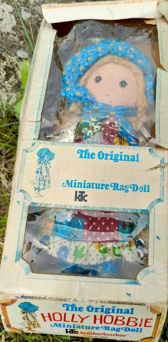 [Vintage NOS like BNIB] The Original Holly Hobbie - Image 1
