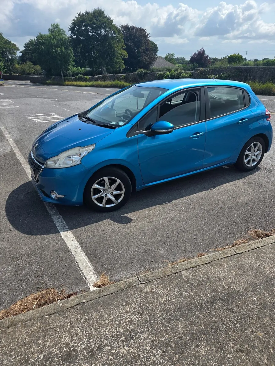 Peugeot 208 2012 - Image 4