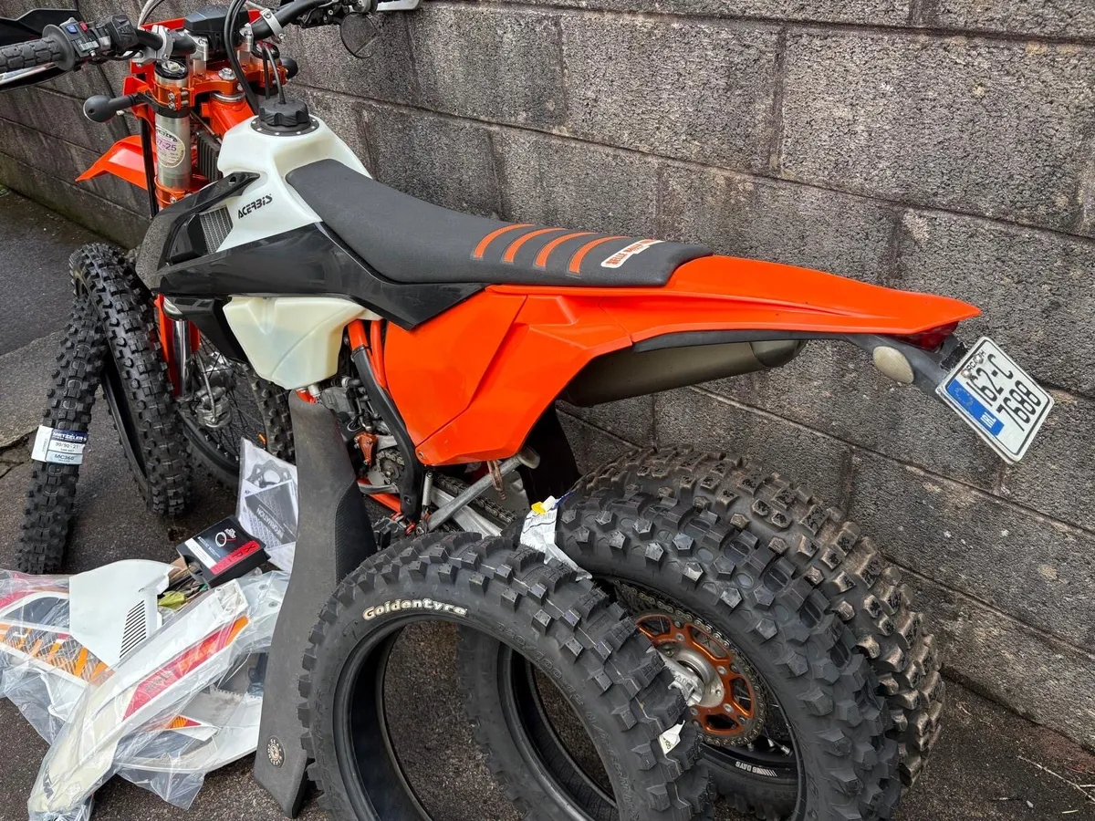 2017 KTM 500 EXC 6 Days - Image 4