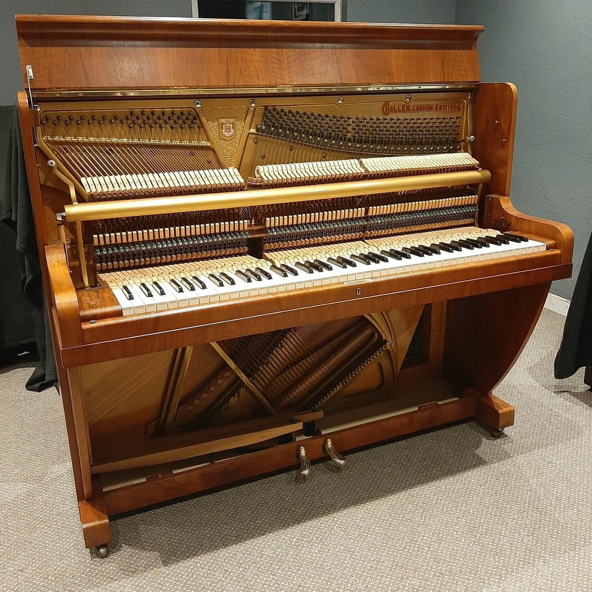 Challen upright piano - restored - Image 3
