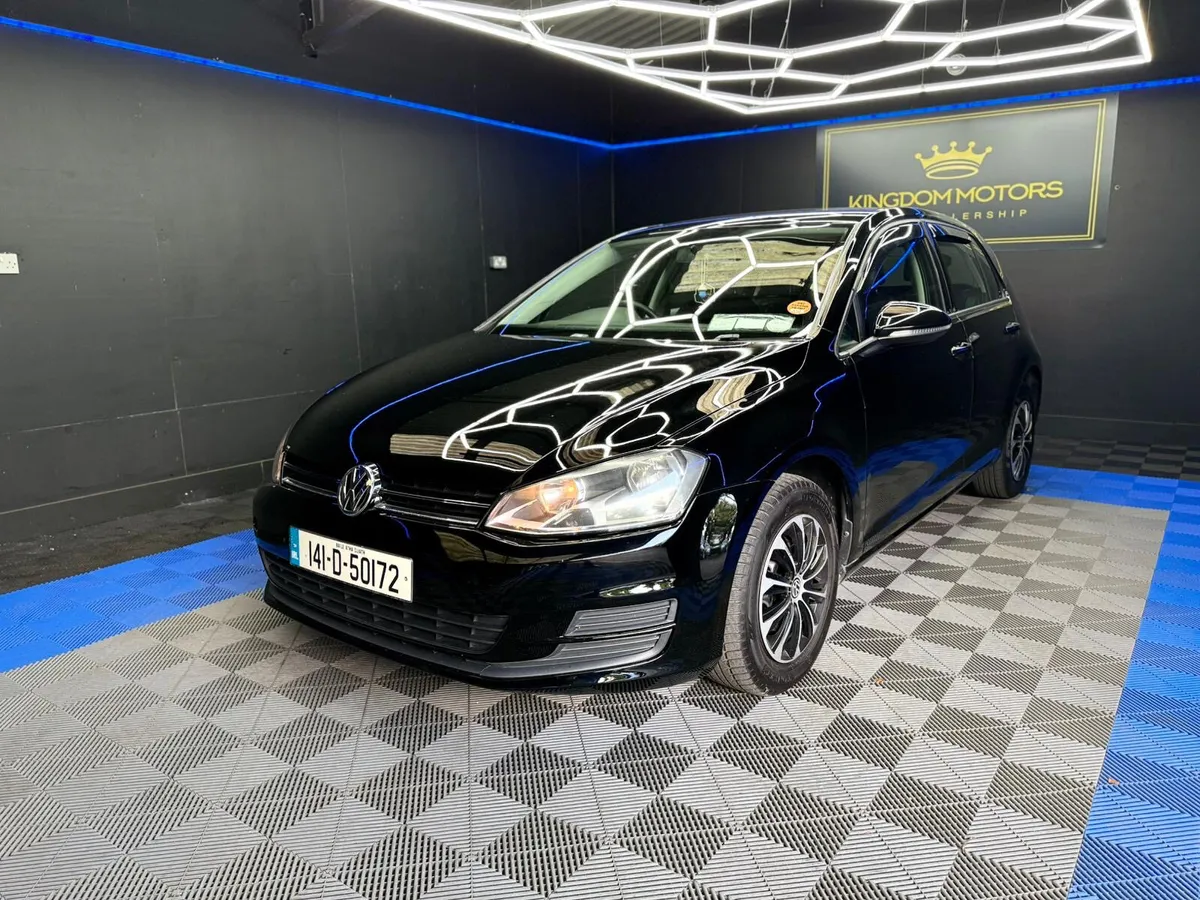 Volkswagen Golf 2014,1.2 manual - Image 4