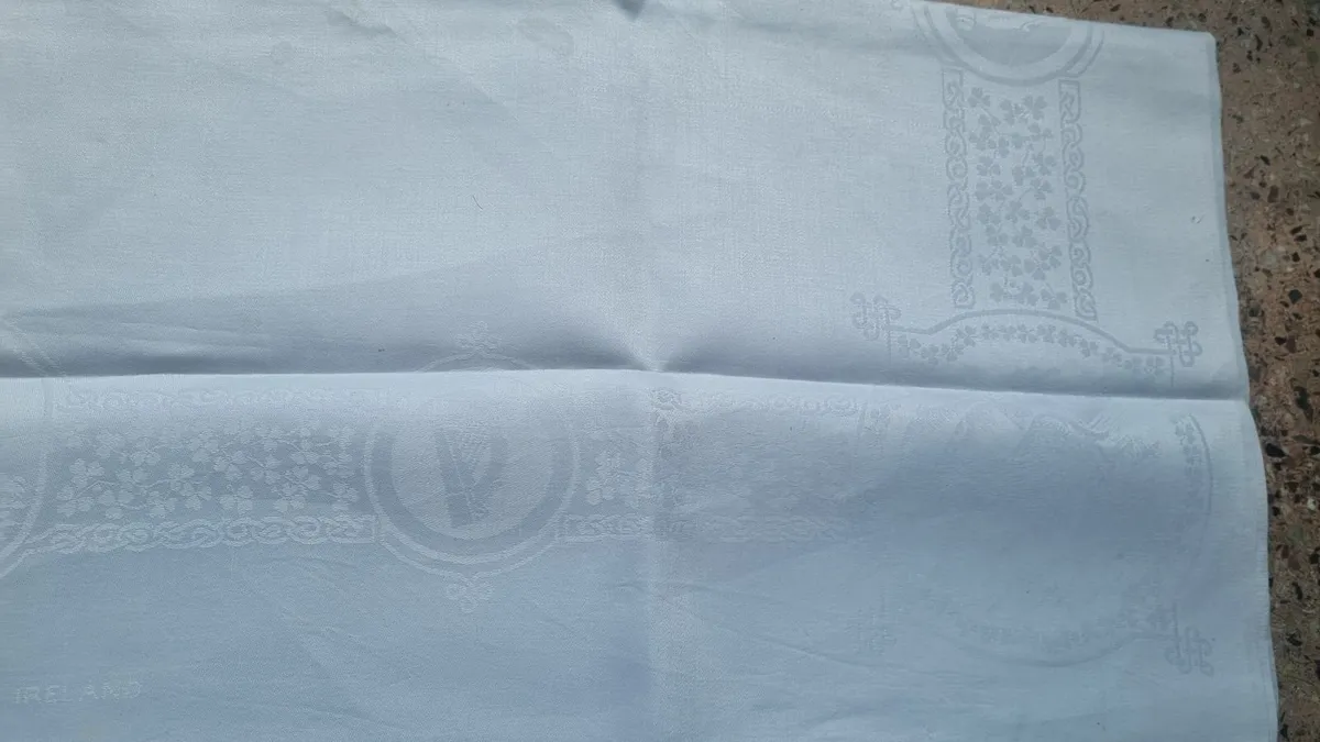 Vintage Irish Linen Table cloths - Image 2