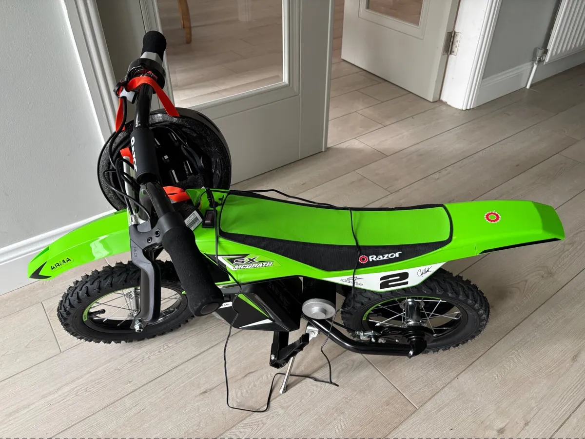 Kids Razor dirt bike - Image 2