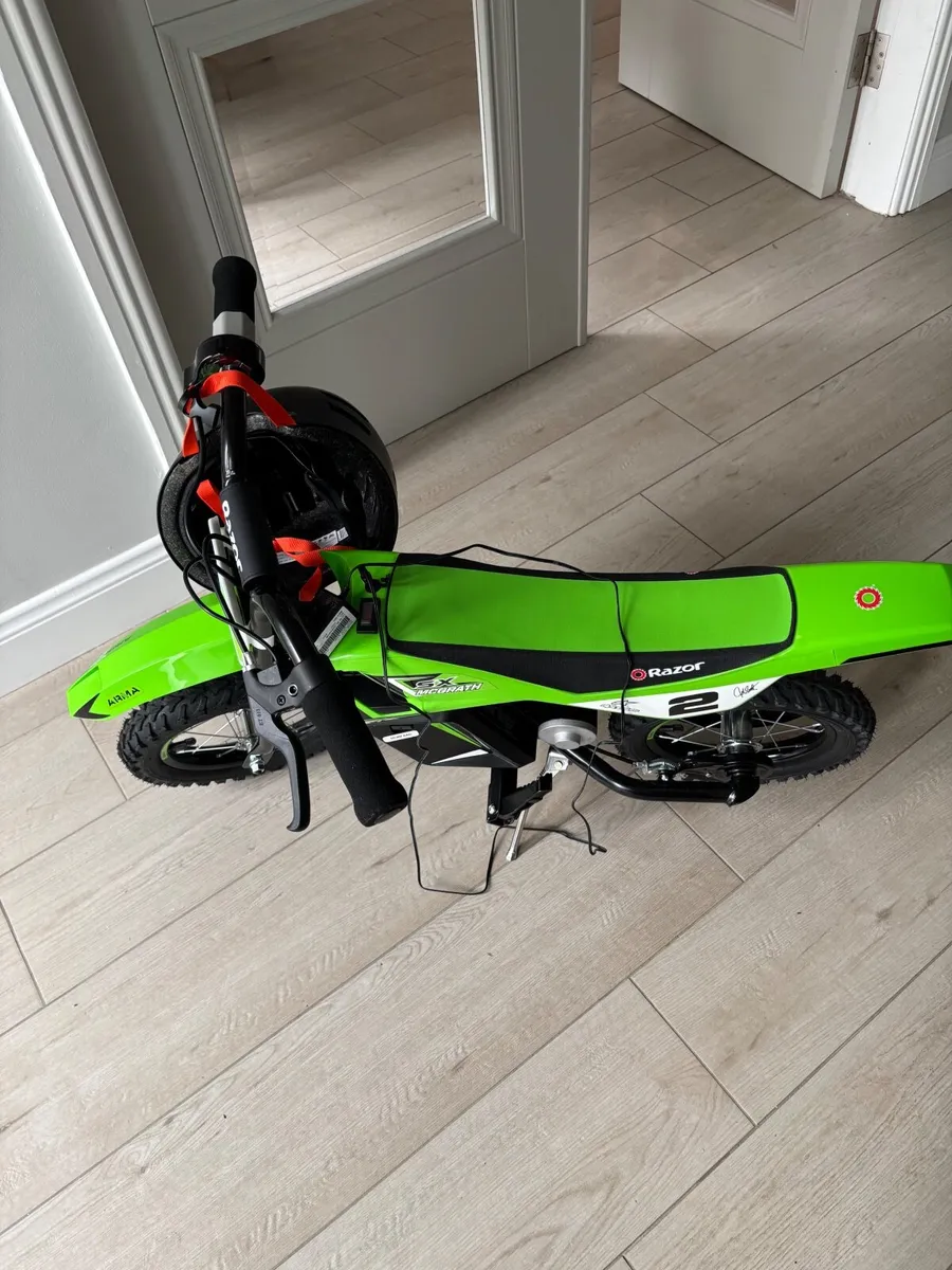 Kids Razor dirt bike - Image 4