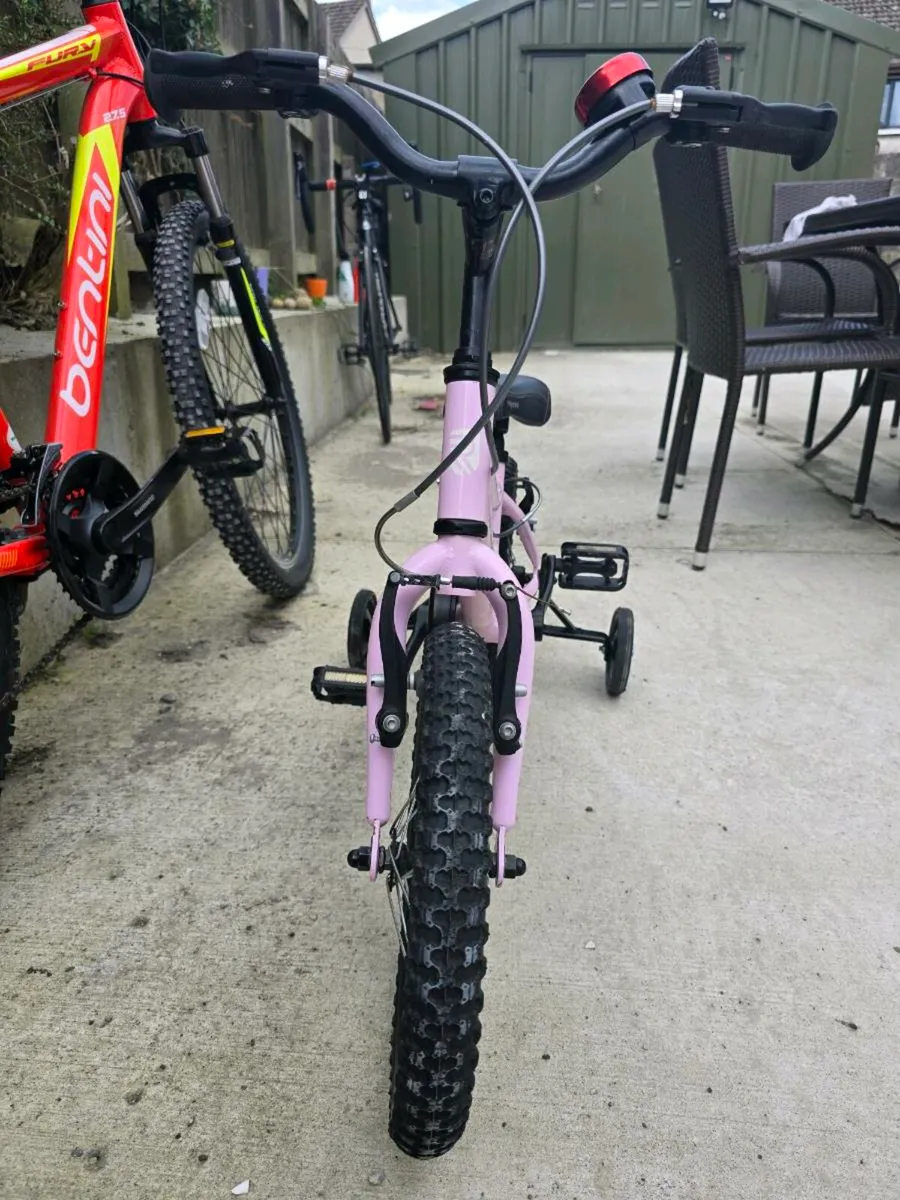 Childs bike - Image 3