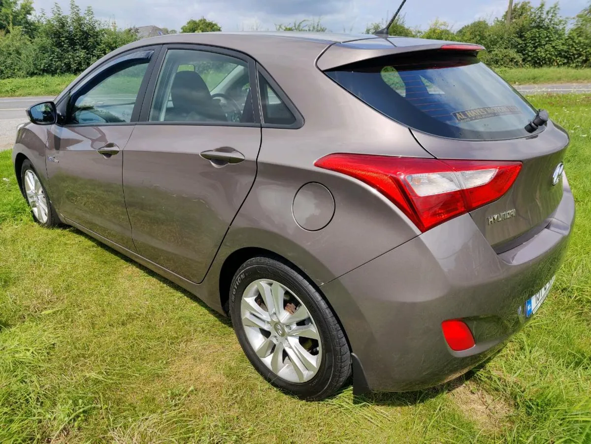 Hyundai i30 deluxe new test - Image 4