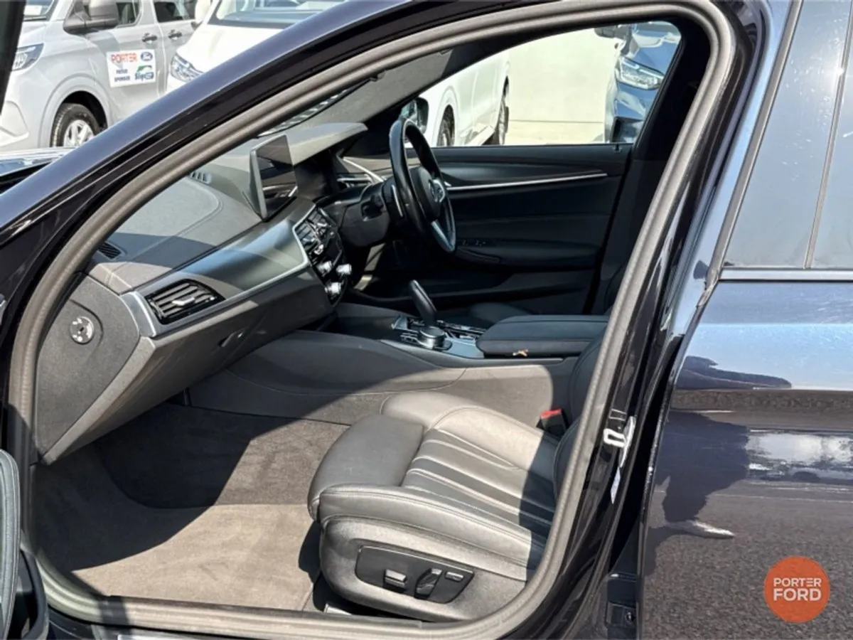 BMW 5 Series 530 E M Sport  auto  Phev - Image 4