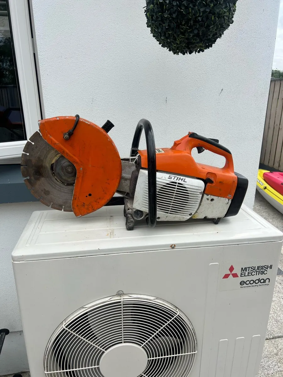 Stihl ts400 consaw - Image 1