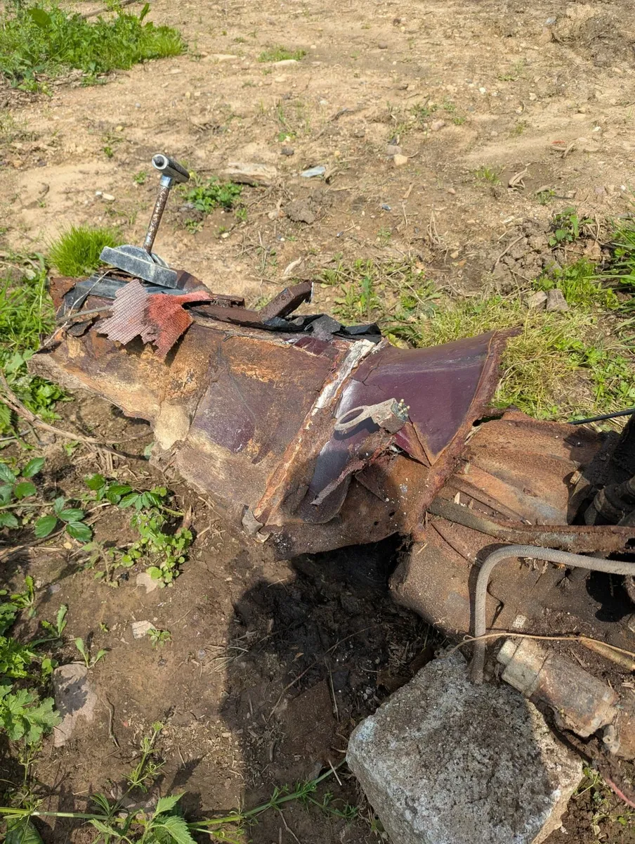 Ford Cortina MK3 - Parts - Engine & Transmission - Image 4
