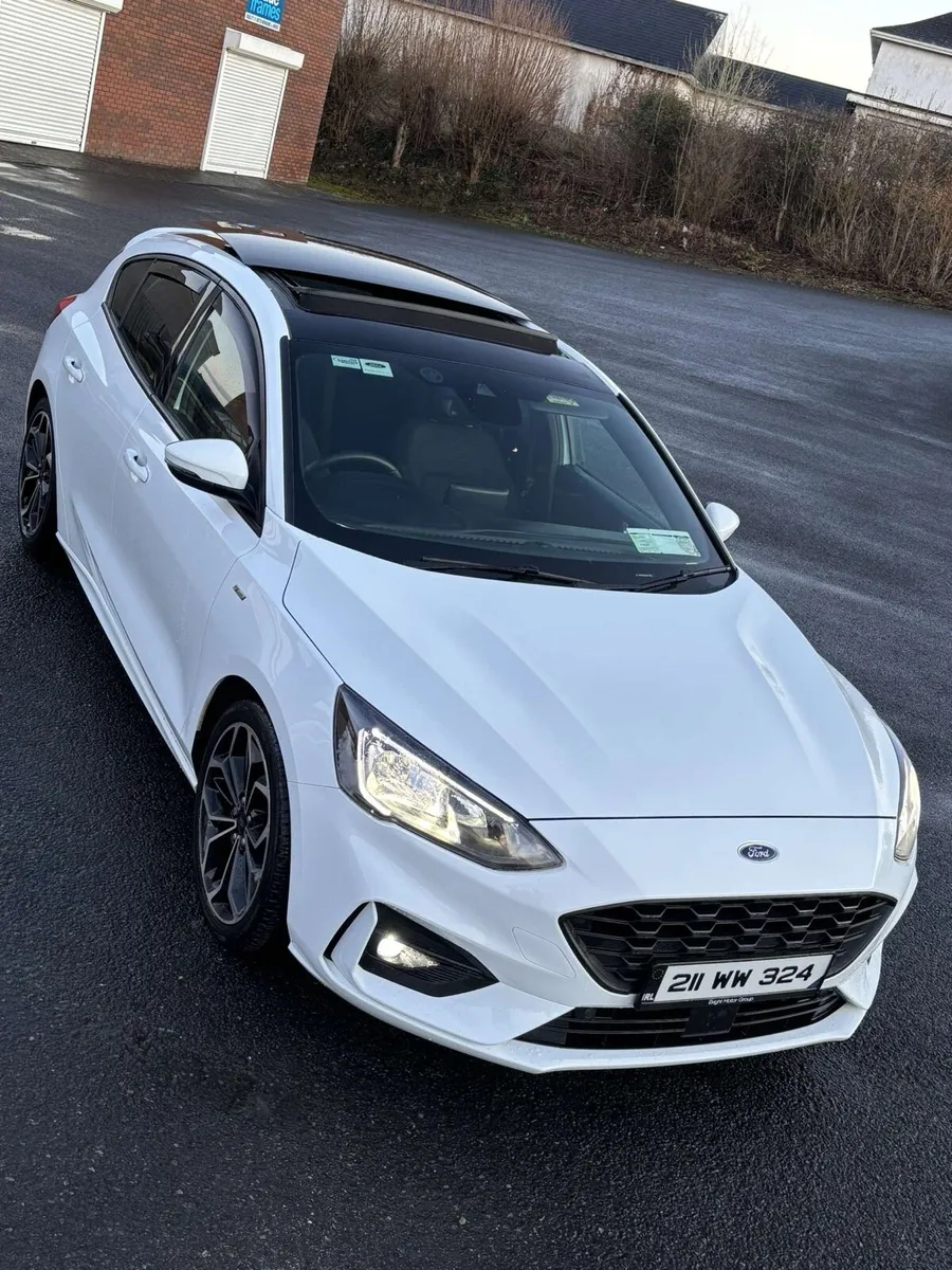 2021 Ford Focus St Line Pan Roof - Image 1