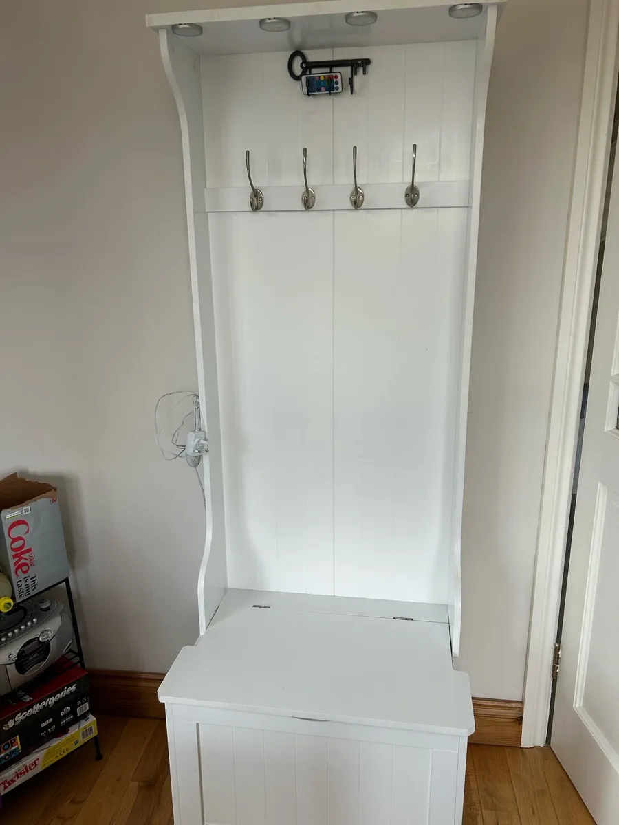 Hall unit - Image 1