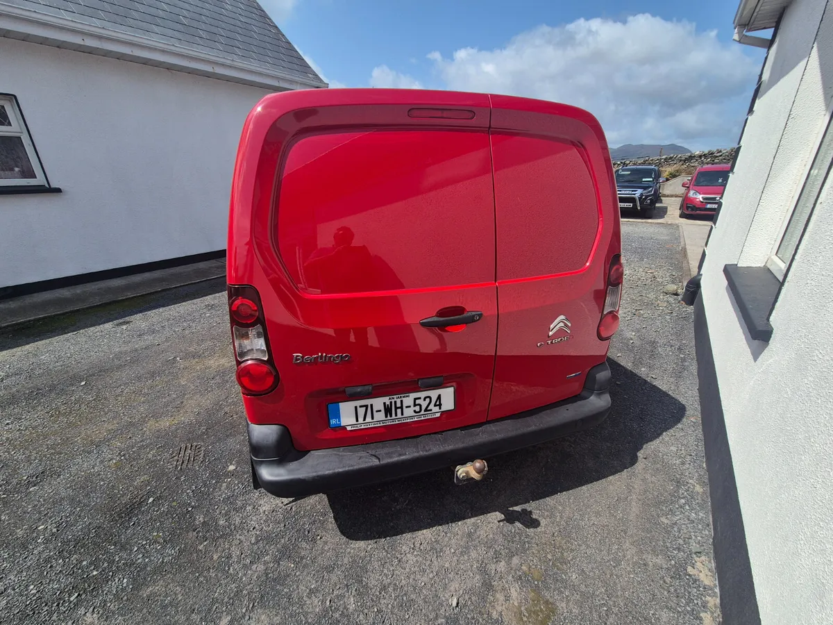 Citroen Berlingo 2017 - Image 2