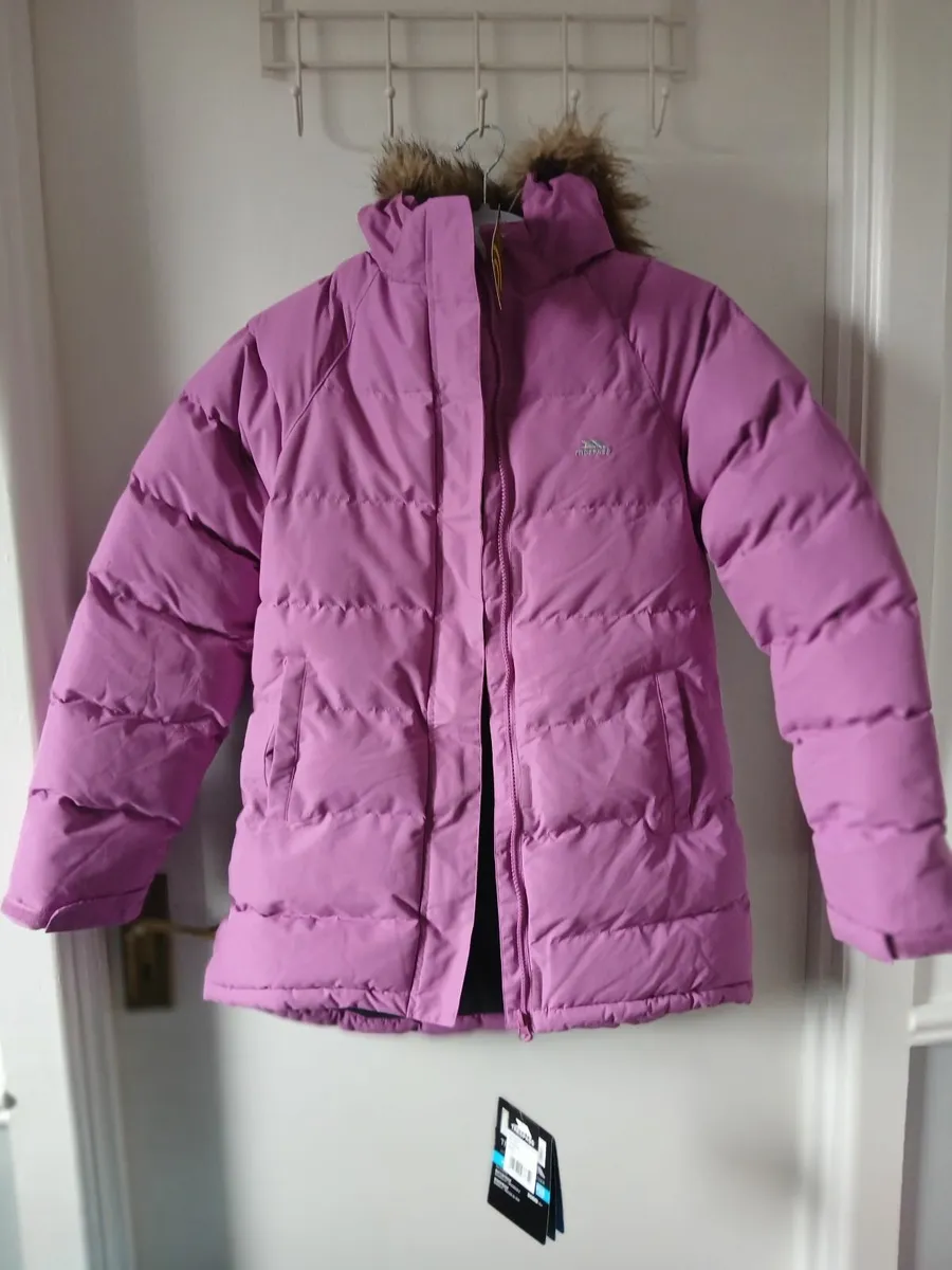 New Tresspass Girls Coat  Age: 11-12 - Image 1