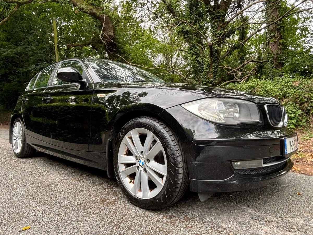 BMW 116 D SPORT - Image 1