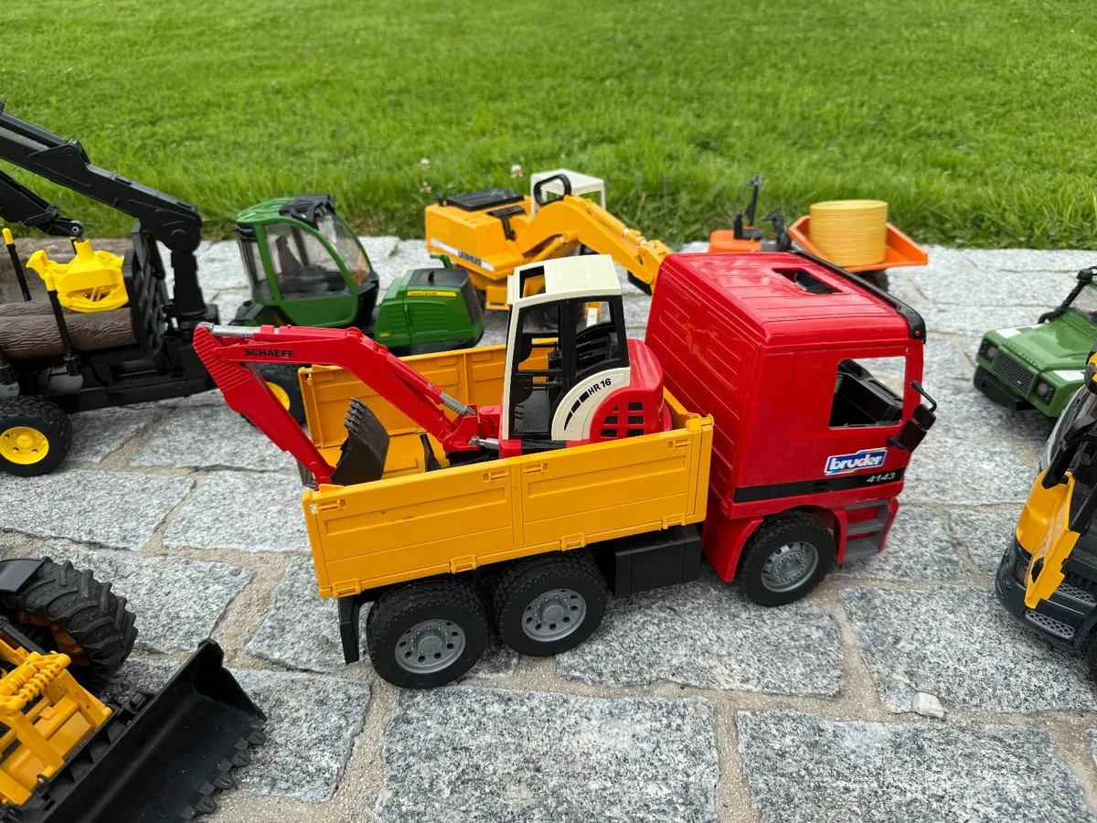 Bruder Toy Farm & Construction  Collection - Image 4