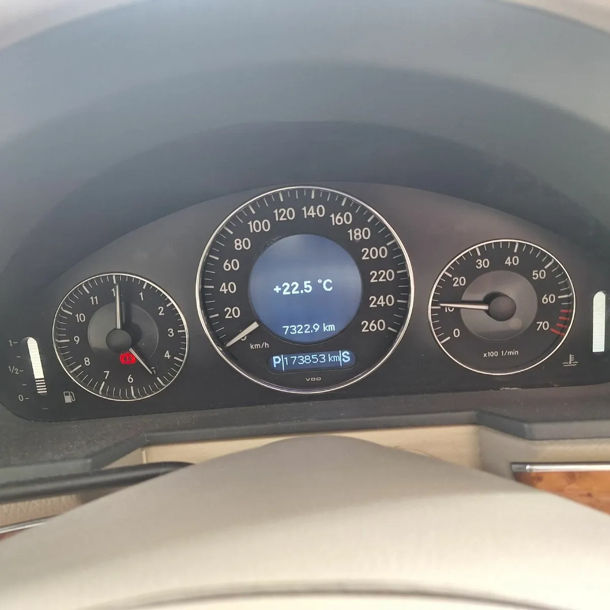 2006 Mercedes-Benz E200 Kompressor – Supercharged - Image 2