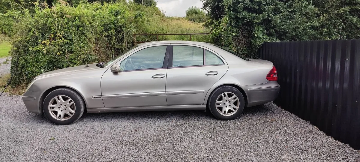 2006 Mercedes-Benz E200 Kompressor – Supercharged - Image 3