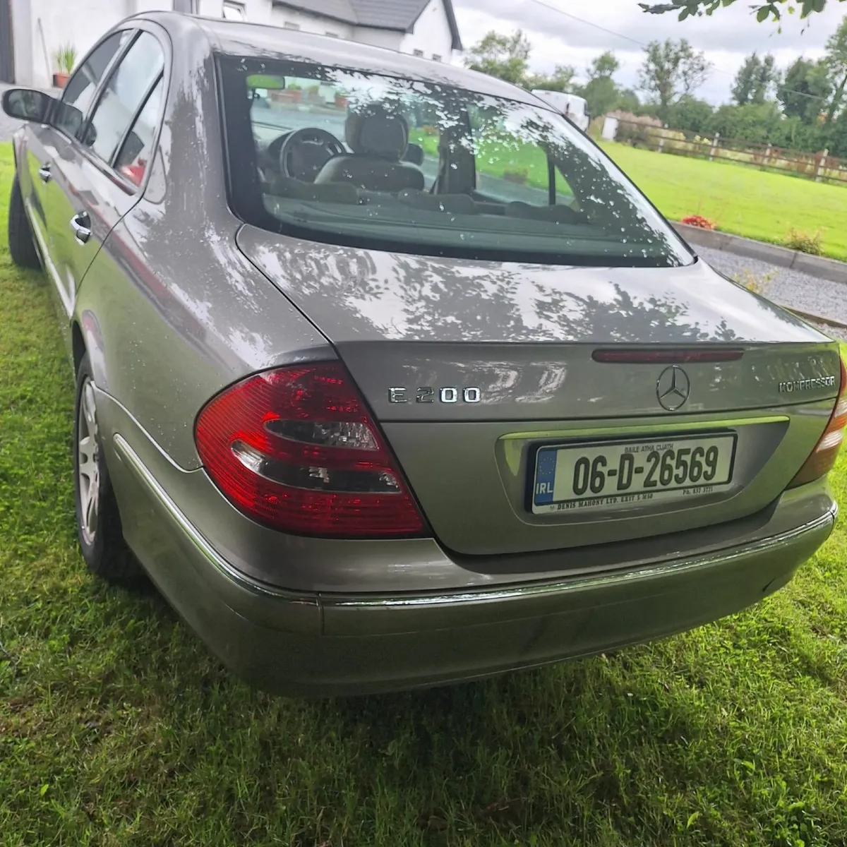 2006 Mercedes-Benz E200 Kompressor – Supercharged - Image 4