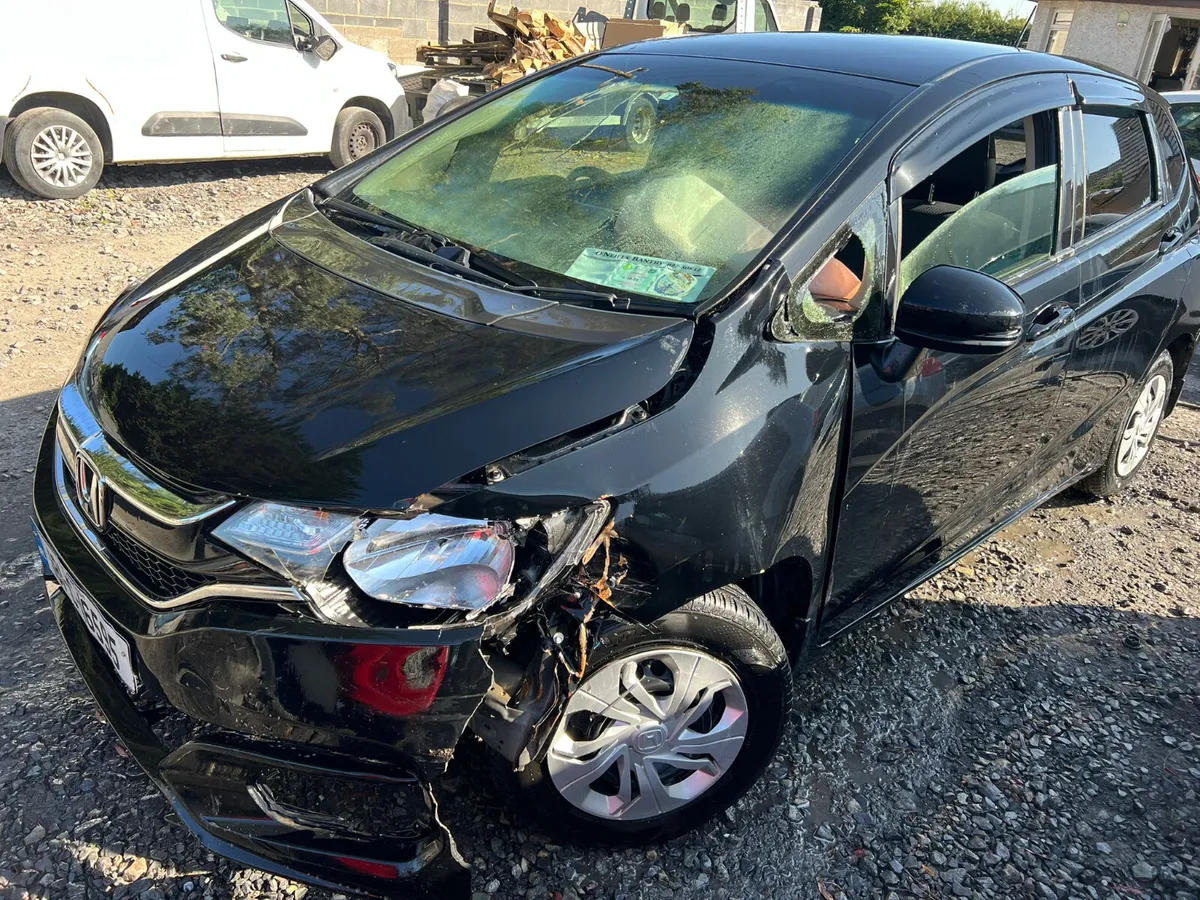 2018 Honda Fit only 29kms - Image 4